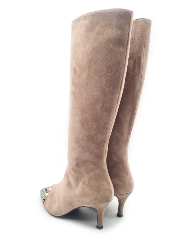 DANIELA 22628 CASTOR