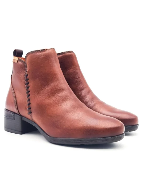PIKOLINOS 8950 CUERO